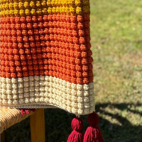 Handmade Bobble Stitch Crochet Blanket & Matching Pillow - Picture 3 of 6